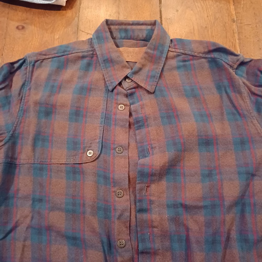 Robert Comstock Blue/Brown Shirt.  Size M